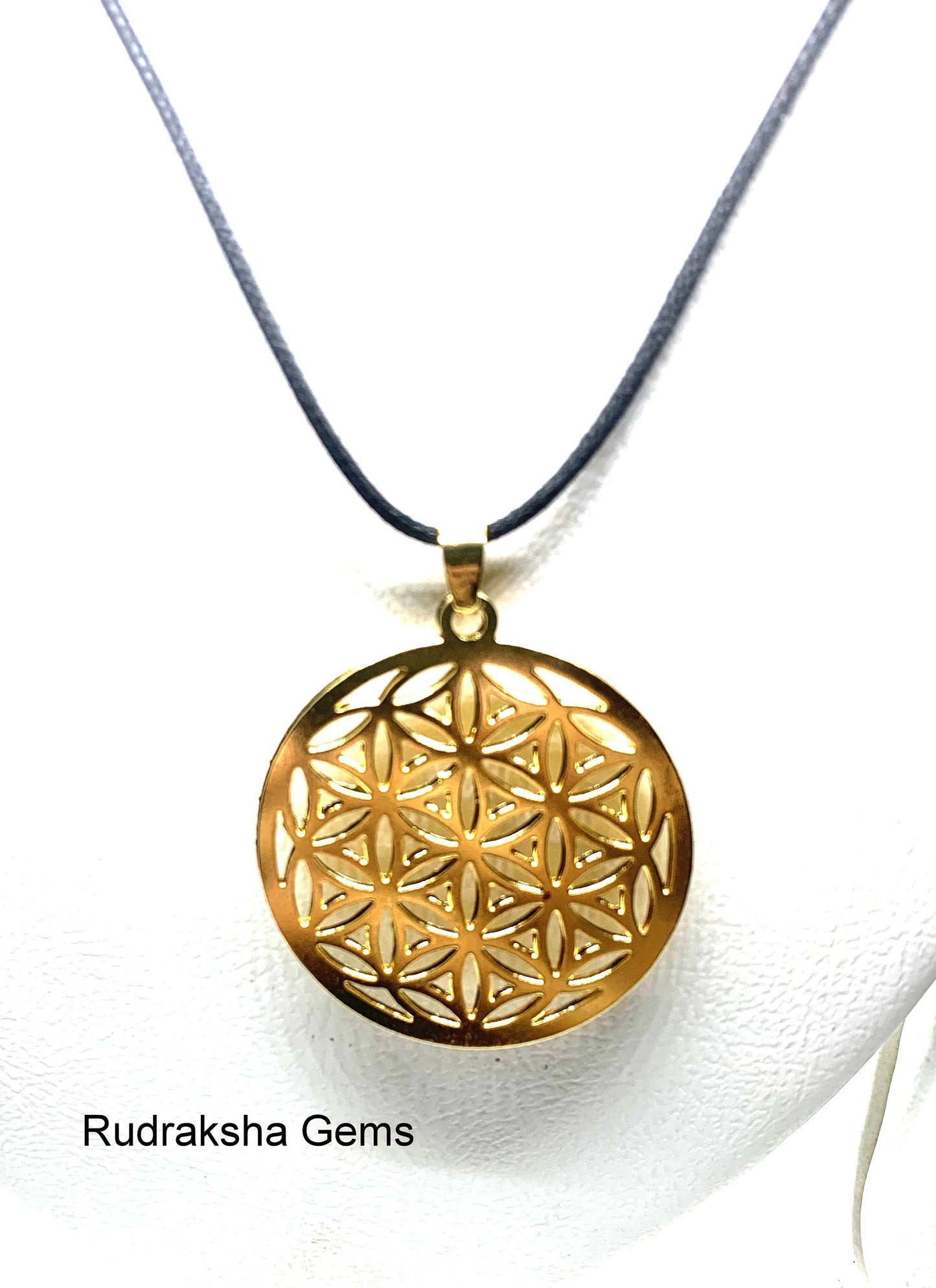 Flower of Life Pendant Necklace Talisman Pendant Necklace, Flower of Lfe Pendant, Mandala Necklace, Brass pendant Yoga Necklace, Good Gift