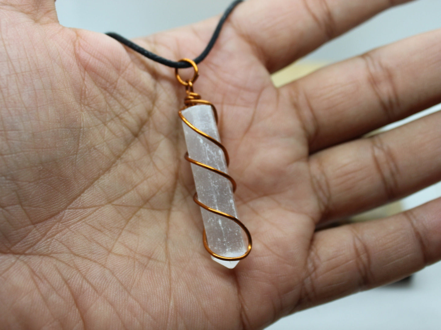 Selenite Crystal Pendant Necklace Copper wire wrapped Healing Necklace, Crystal Protection Pendant Quartz Crystal Jewellery Selenite Pendant