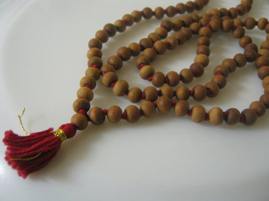 Natural Fragrant Sandalwood Handmade Mala 108+1 Beads Hindu Prayer Beads Mala Yoga Mediation Chandan Mala Handmade With Red cotton Tassel OM