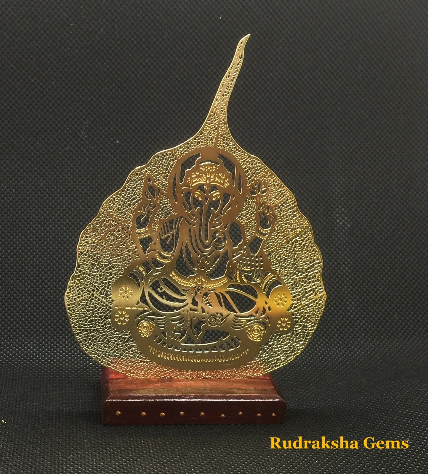 Ganesha Metal Leaf for meditation, healing and Reiki - Metal carved Leaf Ganesh - Can be used as Tea Light Candle Holder - Gift for Him/Her