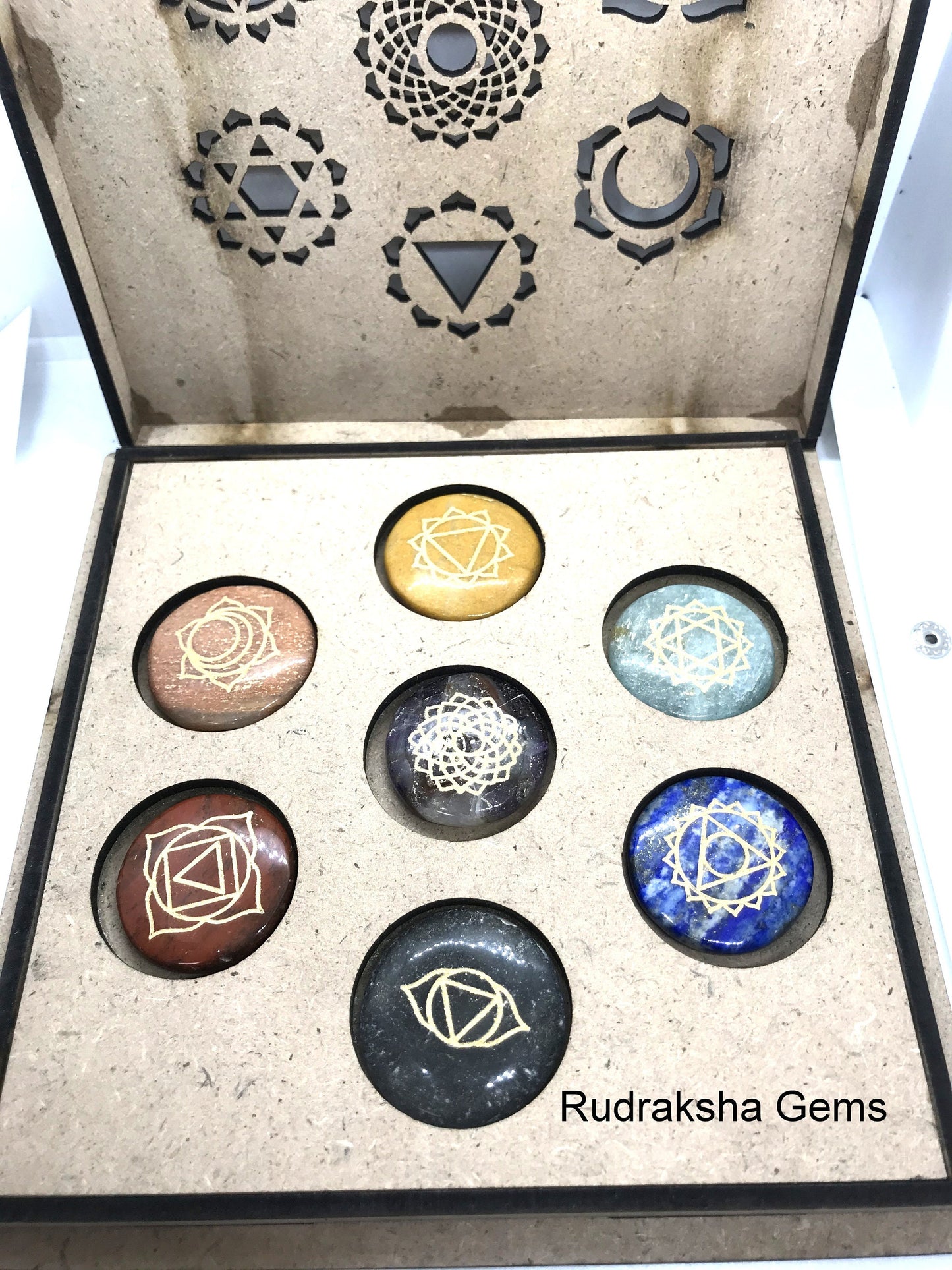 Seven Chakra Engraved Chakra symbol Disc Set, Engraved Symbol Box, 7 Chakra, Crown Throat Third eye Heart Solar Sacral Root, Pocket Stone