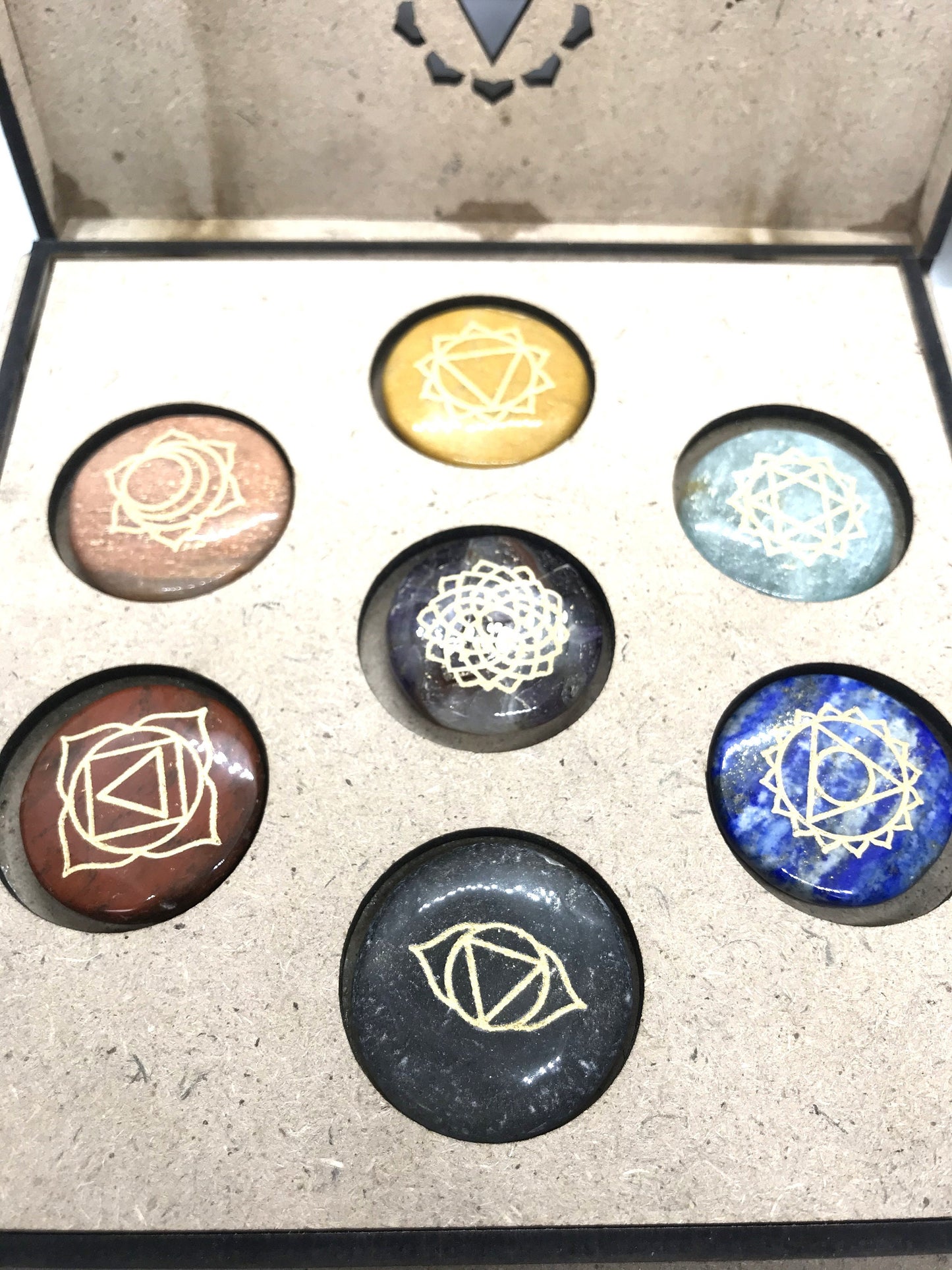 Seven Chakra Engraved Chakra symbol Disc Set, Engraved Symbol Box, 7 Chakra, Crown Throat Third eye Heart Solar Sacral Root, Pocket Stone