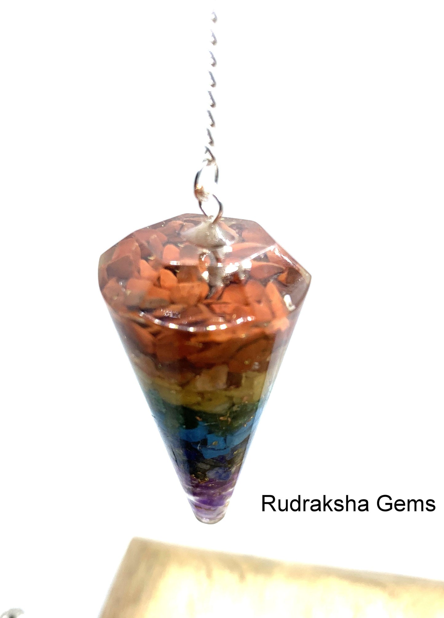 7 Chakra Orgone Point Pendulum Dowsing Crystal Dowser Scrying Reiki Chakra Healing, Healing pendulum, Natural crystals set in resin