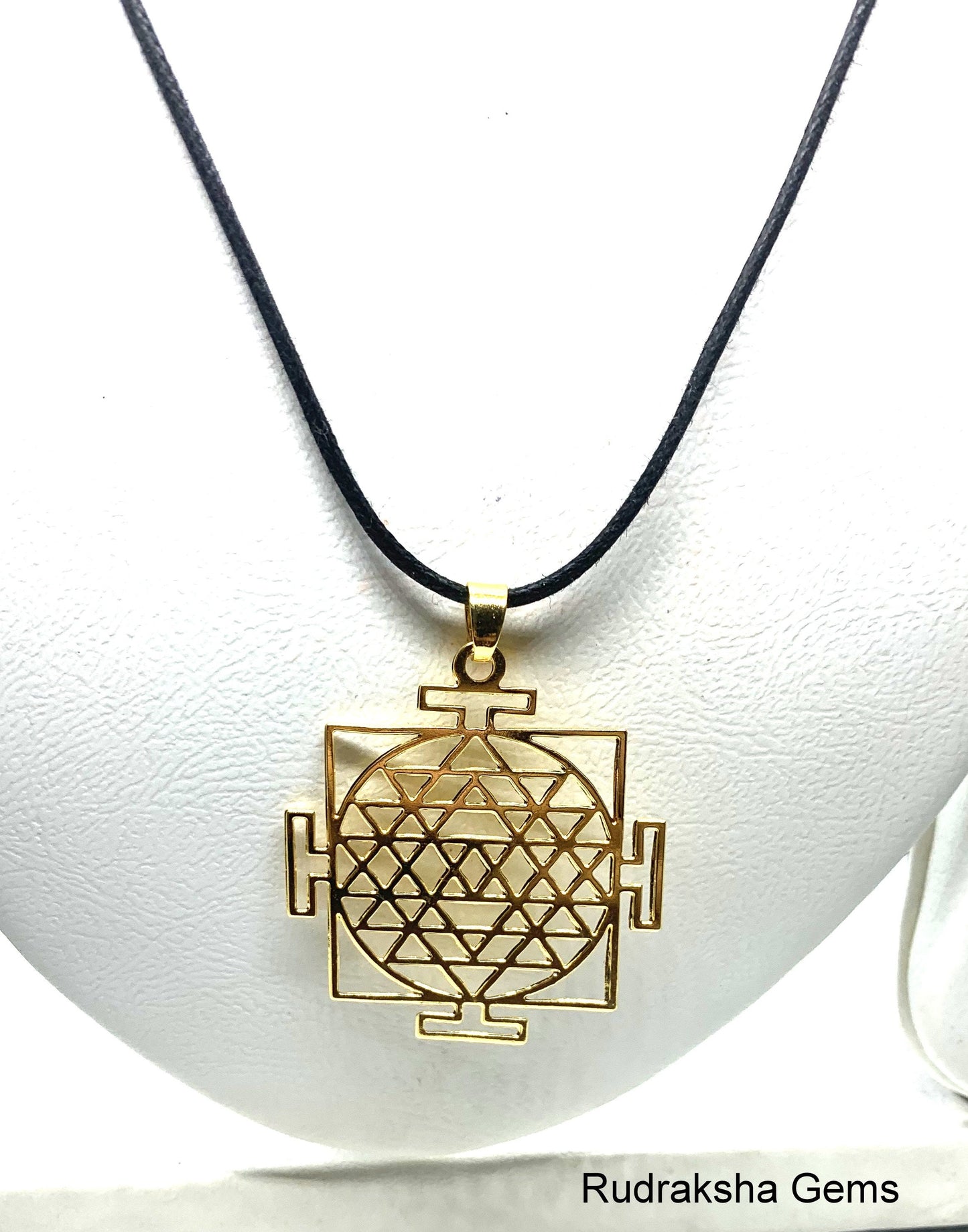 Sri Yantra Sacred Geometry Necklace Talisman Pendant Necklace, Sri Yantra Pendant, Mandala Necklace, Brass pendant Yoga Necklace, Good Gift