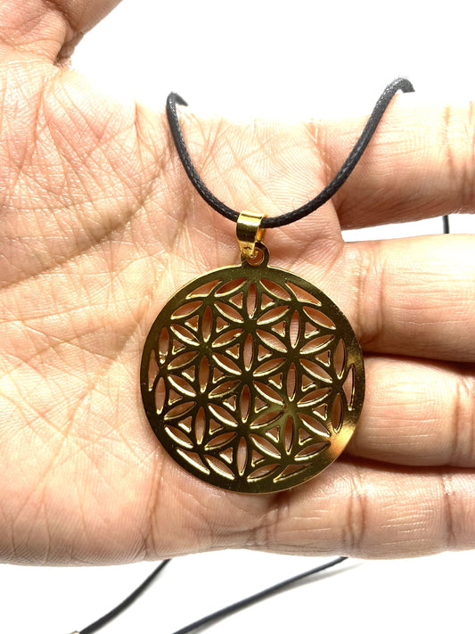 Flower of Life Pendant Necklace Talisman Pendant Necklace, Flower of Lfe Pendant, Mandala Necklace, Brass pendant Yoga Necklace, Good Gift