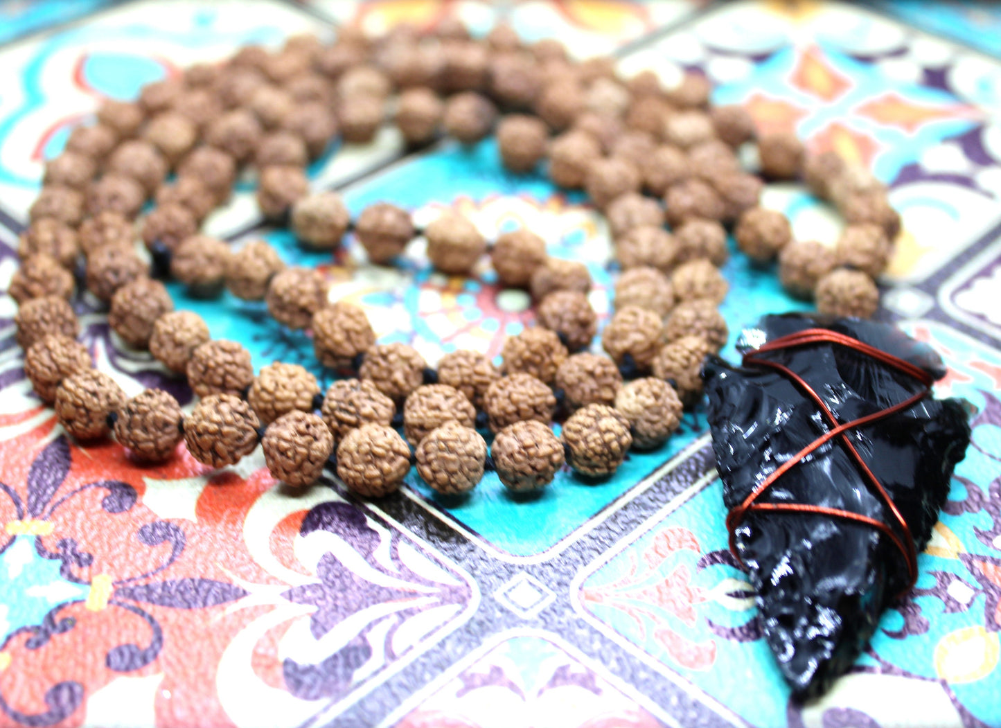 Rudraksha Mala, 5 Mukhi Mala, Rudraksh Meditation Mala Rosary 108 Beads with Black obsidian ARROW head Yoga Hindu PRAYER MEDITATION Raiki