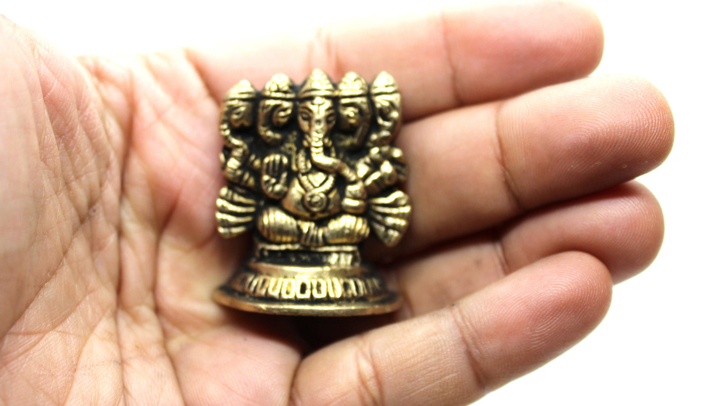 Small Ganesha Statue in Brass, 4 CM Brass Ganesh Idol Small, Ganapati Murti, Vinayaka for Hindu God of good luck, success & new beginnings